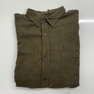 Vince Men’s Olive Green Button Down Shirt Classic Fit Lightweight Pocket